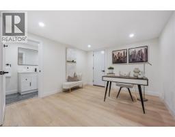 881 DUNBAR Road - 25