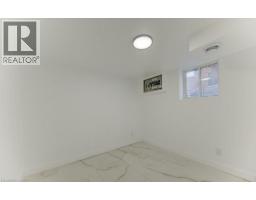 80 LANCASTER Street W - 36