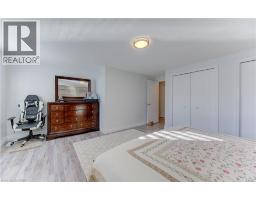 400 WILSON Avenue UnitNo. 27 - 13