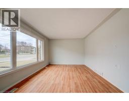 151 FRANKLIN Street N - 4