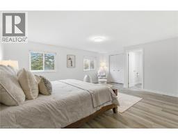 159 SOPHIA Crescent - 23