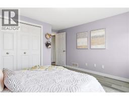 159 SOPHIA Crescent - 27