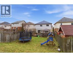 159 SOPHIA Crescent - 38