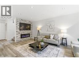 159 SOPHIA Crescent - 6