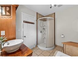 49 ERIE Avenue N - 23