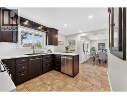 49 ERIE Avenue N - 6