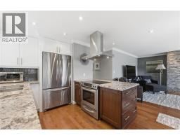 31 MARSHALL Street - 9