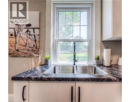 690 WALLACE Avenue N - 13