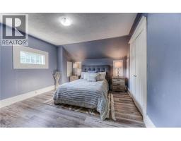 690 WALLACE Avenue N - 19