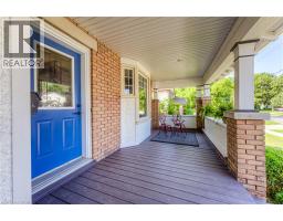 690 WALLACE Avenue N - 5