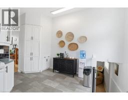 81 NORTH PARK Crescent - 11