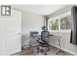 81 NORTH PARK Crescent - 15