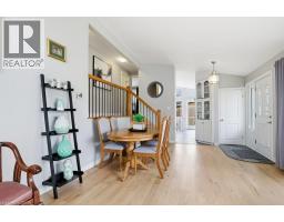 81 NORTH PARK Crescent - 5