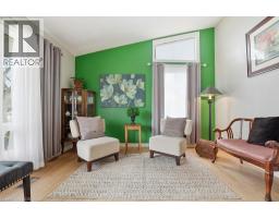 81 NORTH PARK Crescent - 6