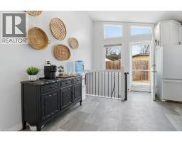 81 NORTH PARK Crescent - 8