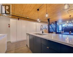 85 SPRUCE Street UnitNo. 103 - 25