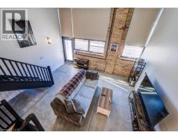 85 SPRUCE Street UnitNo. 103 - 34