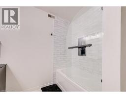 85 SPRUCE Street UnitNo. 103 - 38