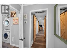 16 SWALLOW Lane - 18