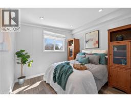 16 SWALLOW Lane - 28