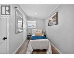 16 SWALLOW Lane - 30