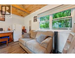 10 RIDGEWOOD DRIVE - 23