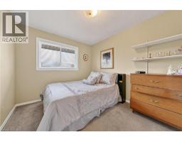 229 LAURENTIAN Drive - 17