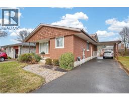229 LAURENTIAN Drive - 2