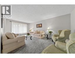 229 LAURENTIAN Drive - 3