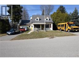 122 BRUCE Street - 1