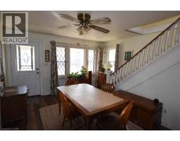 122 BRUCE Street - 10