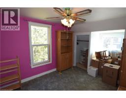 122 BRUCE Street - 16