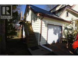 122 BRUCE Street - 23