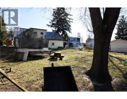 122 BRUCE Street - 26