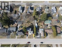 122 BRUCE Street - 29