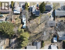 122 BRUCE Street - 30