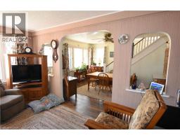 122 BRUCE Street - 4