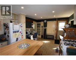 122 BRUCE Street - 7