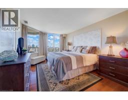 6 WILLOW Street UnitNo. 2206 - 33