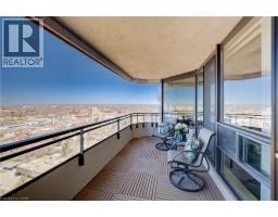 6 WILLOW Street UnitNo. 2206 - 39