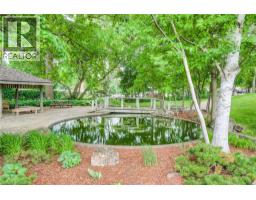 6 WILLOW Street UnitNo. 2206 - 43