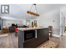 32 NICHOL Street W - 9