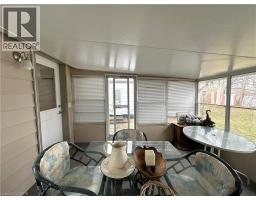 221 CHAPMAN Street E - 38