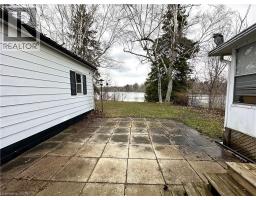 221 CHAPMAN Street E - 41