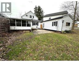 221 CHAPMAN Street E - 48