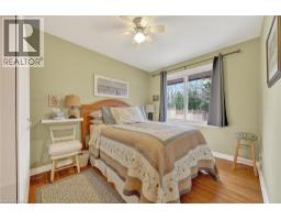 390 ARGYLE Street - 18