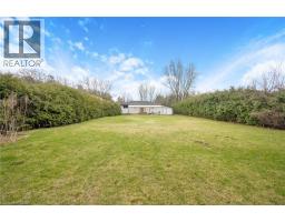 4 LYNDHURST Avenue - 25