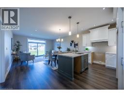 379 ARGYLE Avenue - 11