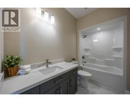 379 ARGYLE Avenue - 9