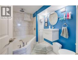 1372 CONC 8 TOWNSEND - 20